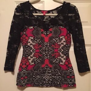 Sexy sweetheart neck lace top. Black & hot pink.
